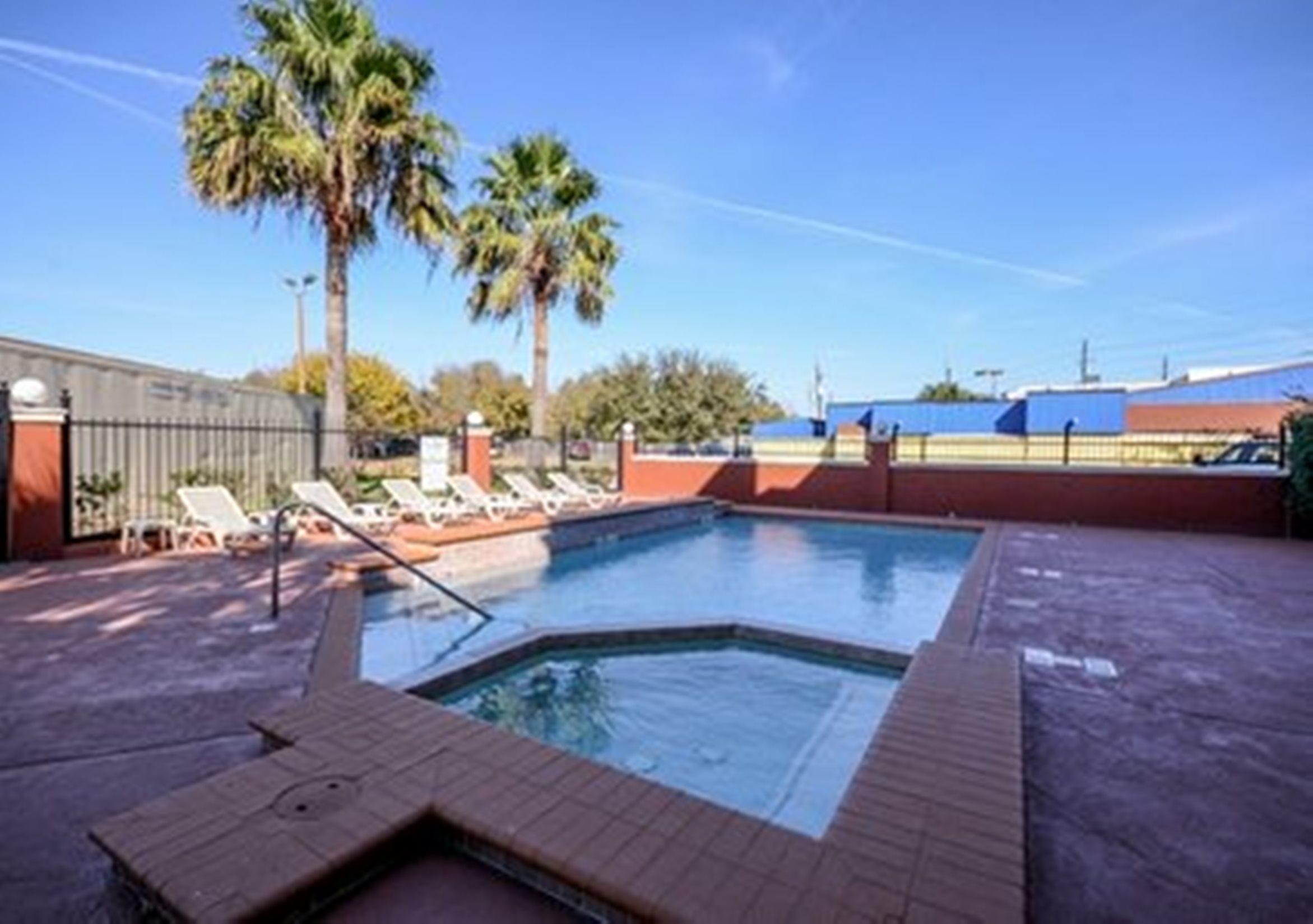 Quality Suites Houston Nw Cy-Fair Jersey Village Exteriér fotografie